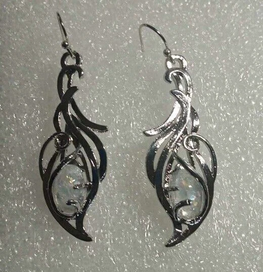 ORECCHINI PENDENTI VINTAGE PLACCATI IN ARGENTO CON OPALE INCASTONATO - Immagine 1 di 1