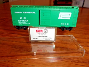 Micro-trains a 20160 N-scale Penn Central Boxcar #103601 - Picture 1 of 2
