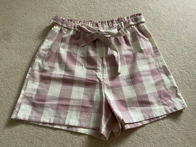 Pink & White Check Shorts Primark Waist 27"-28" /Length 15" - Image 1 of 4