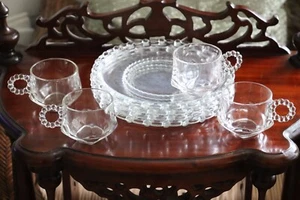 4 Vtg Hazel Atlas Orchard Glass Punch Cups & Plates Luncheon Beaded Handle - Bild 1 von 15