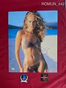 Rebecca Romijn autographed signed 16x20 Sports Illustrated model photo Beckett - Picture 1 of 1