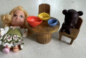 Hasbro Storykins Goldilocks Doll w/Table Bear 2 Chairs Complete 1967 - Picture 1 of 6