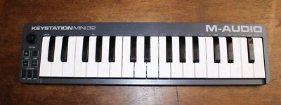 M-Audio Keystation Mini 32 MK3 USB MIDI keyboard portable controller mini keys - Image 1 of 4