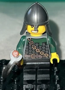 LEGO Minifigure Kingdoms - Dragon Knight Scale Mail From set 7188 Inv 83 - Picture 1 of 5