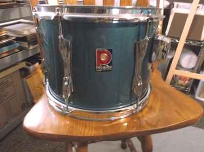 PREMIER 9 X 12" TAMBOR TOM TURQUESA METÁLICO, INGLATERRA Foto 1 de 4