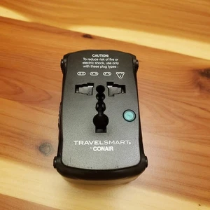Adaptador Travel Smart Todo en Uno Negro Travelsmart de Conair - Imagen 1 de 4