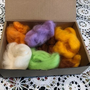 Dyed Wool SAMPLES New Zealand mixed colors - Picture 1 of 2