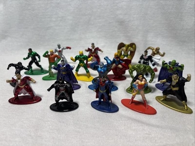 Jada DC纳米Metalfigs迷你人偶压铸金属19部漫画超人。 — 第 1/4 张图片