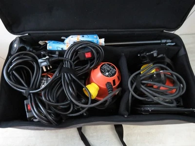 3x Photon Beard Photon Beam 800 (A108) Lights With Tripods & Carry Case - Image 1 of 4