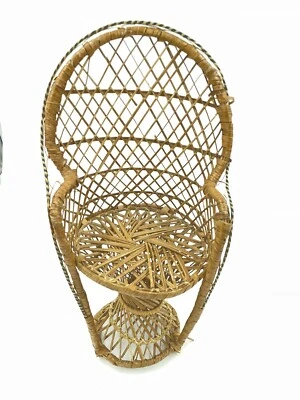"Mini silla de ratán con respaldo de abanico de mimbre pavo real 16"" muñeca planta soporte boho hippie decoración" Foto 1 de 4
