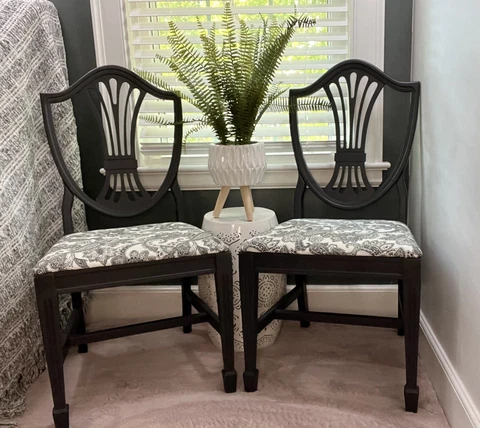 Vintage Duncan Phyfe Style Chair Set of 2 Cover
