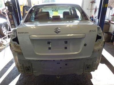 Radiador compatible con 07-13 SX4 9853822 Foto 1 de 4