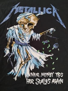 METALLICA - Camiseta Doris Tips Her Scales para hombre ~ con licencia / nunca usada ~ M L XL XL - Imagen 1 de 2
