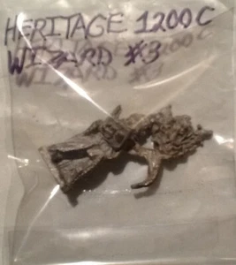 Heritage 1200C Dungeon Dweller Wizard #3 Casting Spell Miniature Metal 25MM - Picture 1 of 2