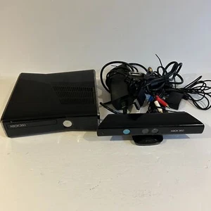 Black Xbox 360s 250GB Console - Model 1439 - Picture 1 of 6