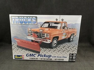 Revell GMC Pickup with Snow Plow 1:24 Scale Plastic Model Kit 85-7222 NIB - Picture 1 of 6
