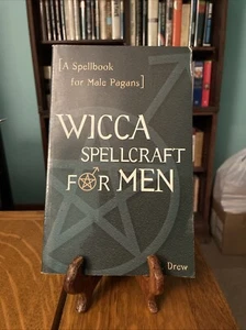 A. J. Drew: Wicca Spellcraft for Men Tr Pbk 2001 New Page Books - Picture 1 of 10