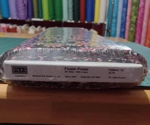 NEU Bolt of Cotton Quilten Stoff - 15 Yards - schwarz Flower Power - MDG - Bild 1 von 4