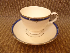 4 X WEDGWOOD KINGSBRIDGE MUSTER LEIGH GEFORMTE TASSEN UND UNTERTASSEN - Bild 1 von 2