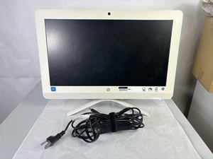 HP 20-C012 All-In-One 19.5" Intel Celeron J3060 1.6 Ghz 4GB DDR3 112GB SSD - Picture 1 of 15