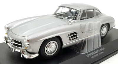 Minichamps 1/18 Scale 110 037210 - Mercedes-Benz 300 SL W198 1955 - Silver - Imagen 1 de 4