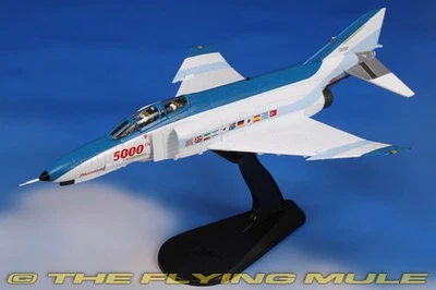 Hobby Master 1:72 F-4E Phantom II USAF 5000th Phantom Foto 1 de 4