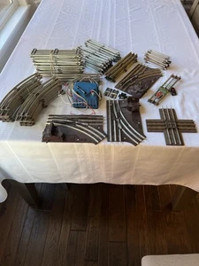 Lionel 0-27 Gauge Track 31 Straight 14 Curved & Misc 59 Pieces Plus Lionel Trans - Picture 1 of 10