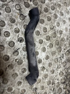 Volkswagen VW Transporter T4 Caravelle 1.9 TD ABL Engine Oil Breather Pipe Top - Picture 1 of 3