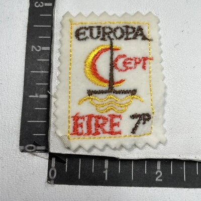 Vtg IRELAND CEPT EIRE 7 Pence Postage Stamp Theme Felt Patch (Color Scheme 4)00B Foto 1 de 2