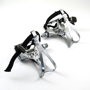 Shimano 600 PD-6207 pedals with large Shimano toe clips and Wellgo straps, 1985