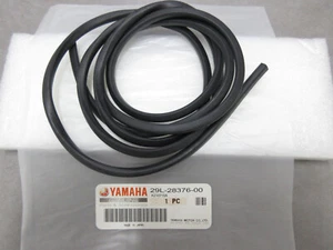Yamaha RD350YPVS RZ350 Cowling Trim OEM Windscreen Rubber Seal 29L-28376-00 - Imagen 1 de 4