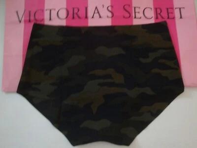 Calcinha VICTORIA'S SECRET "ROSA" NO SHOW BOYSHORT VERDE CAMUFLAGEM CAMUFLAGEM XL - Imagem 1 de 2