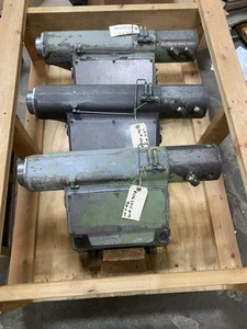 Okuma LB15 CNC Lathe Hydraulic Tailstock Lot Of 3 - Picture 1 of 5