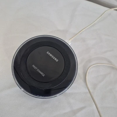Samsung Wireless Fast Charger EP-PN920 2 Years Old - Image 1 of 3