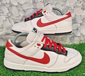 NIKE DUNK LOW TRAINERS SIZE 9 WHITE , RED & BLACK LEATHER - Picture 1 of 5