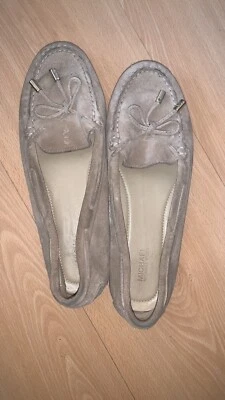Zapatos mocasín Michael Kors de cuero gris para mujer talla 8. 0000000305 Foto 1 de 4