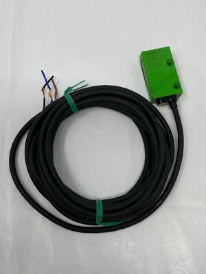 NEW Takex GR02 Photoelectric Sensor Diffuse Reflective NPN Infrared LED 12/24VDC - Image 1 of 4