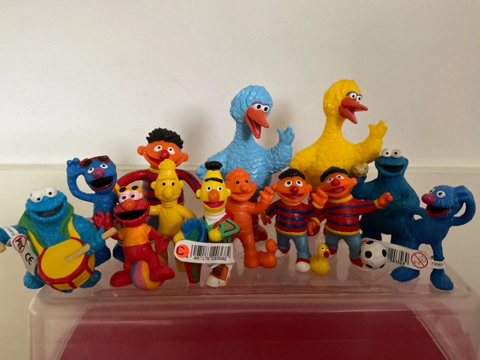 Sesamstrasse Bully Bullyland Figur Auswahl Classic Urlaub Schule Ernie Bert Grob - Bild 1 von 1