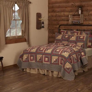 Edredón Millsboro Patchwork Luxury King. Marcas VHC. Borgoña, tostado, azul marino - Imagen 1 de 3