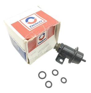 New Genuine GM 17112324 Fuel Pressure Regulator Assembly - Picture 1 of 4