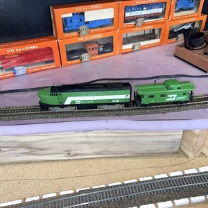 Vintage TYCO HO Burlington Northern 415 Haifischnasenlokomotive & Caboose 4 Reparatur - Bild 1 von 13