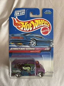 Ambulancia Street Art Series Hot Wheels - Imagen 1 de 1