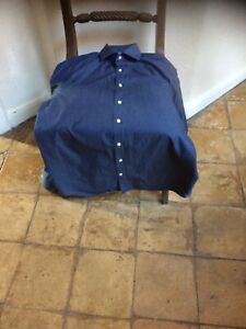 Charles Tyrwhitt Blue Shirt Size 16 /35 ins (41/89 cms)