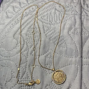 Stella & Dot Gold Plated Coin Crystal Accents Pendant Chain Necklace 18-24 Inch - Picture 1 of 5
