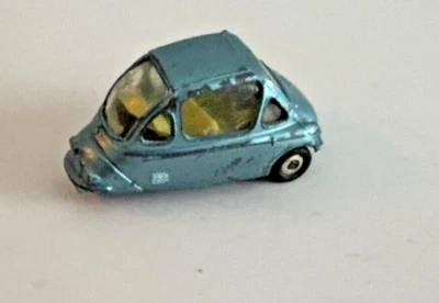 VERY RARE LIGHT BLUE VINTAGE CORGI TOYS HEINKEL BUBBLE ECONOMY CAR #233 - Image 1 of 4