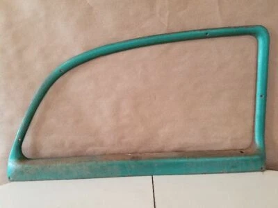 Plymouth Savoy 1956 lado del conductor puerta trasera adorno moldeado Foto 1 de 4