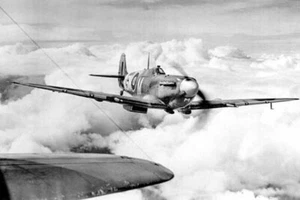 6x4 Gloss Photo ww507B World War 2 Pictures Spitfire  - Picture 1 of 1