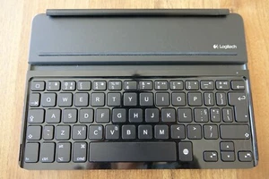 Ultrathin Keyboard Cover for iPad Air - LOGITECH - englische Tastatur NEU! - Bild 1 von 5