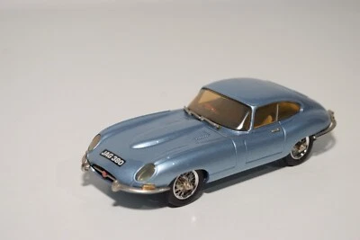 B7 1:43 WESTERN MODELS SMALL WHEELS WS11 JAGUAR E TYPE MET. BLU OTTIME CONDIZ... - Immagine 1 di 4
