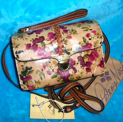 Nuevo $169 Etiqueta PATRICIA NASH Blanco, Bandolera Rosa Antigua, Muñequera, Bolso Cartera Foto 1 de 4